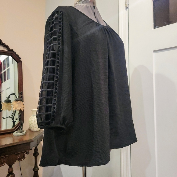 NWT 3X Open Sleeved Blk Dress Blouse - Picture 4 of 13